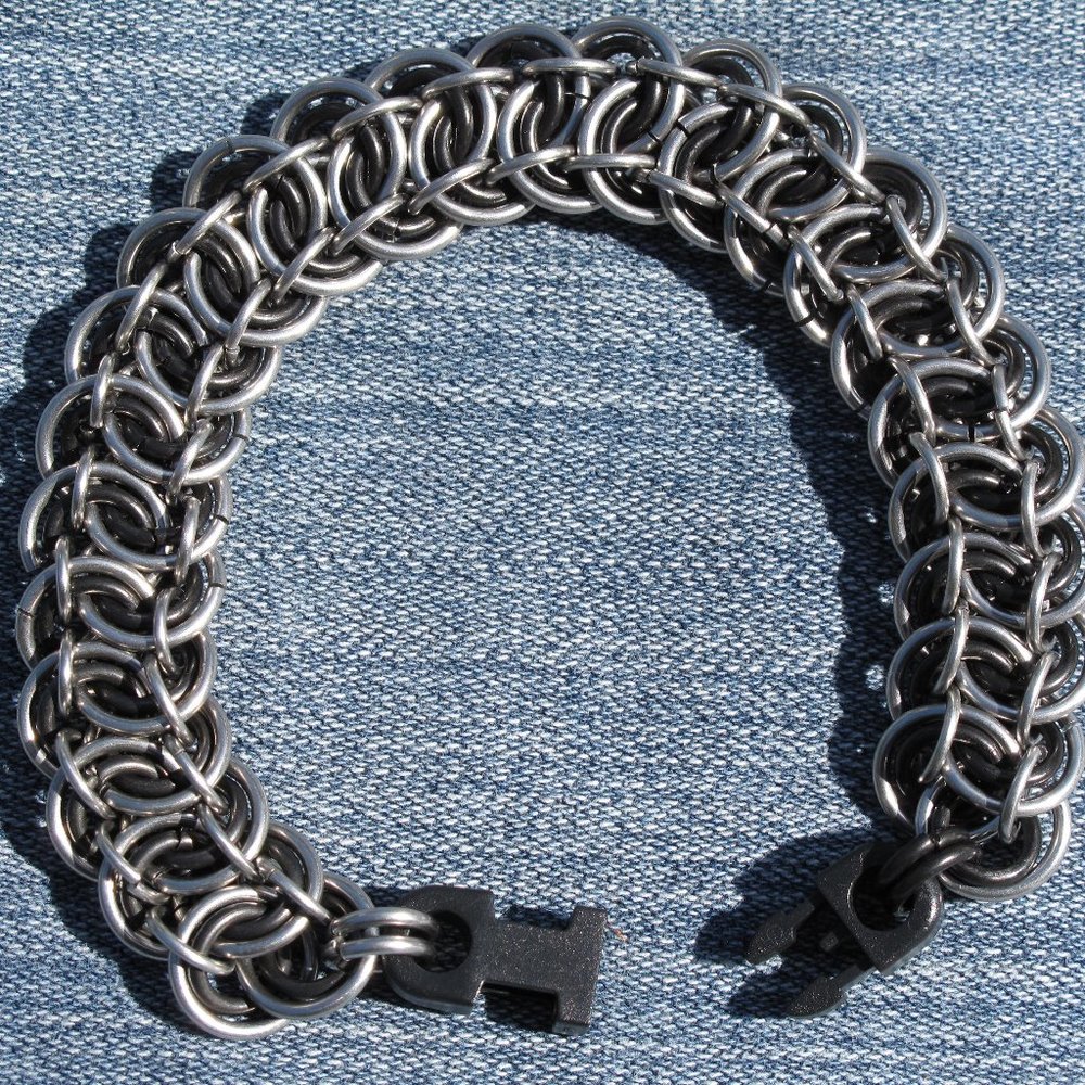 CHAINMAIL BRACELET - GARTER WEAVE